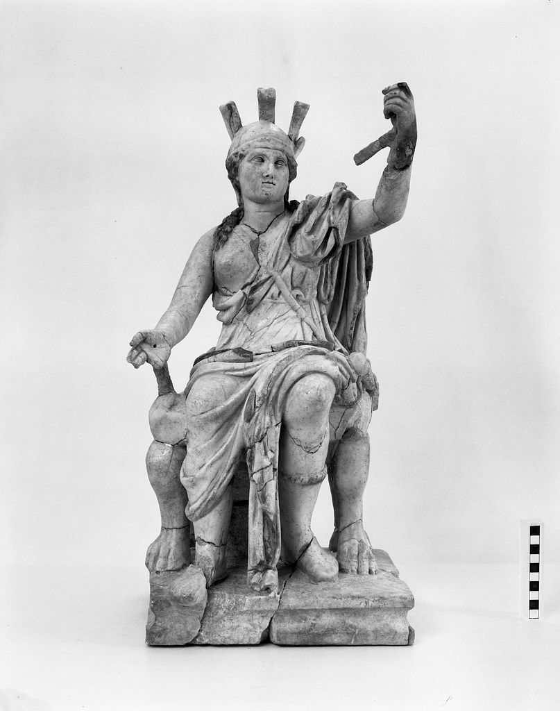 Photo of a small scale Roman sculpture